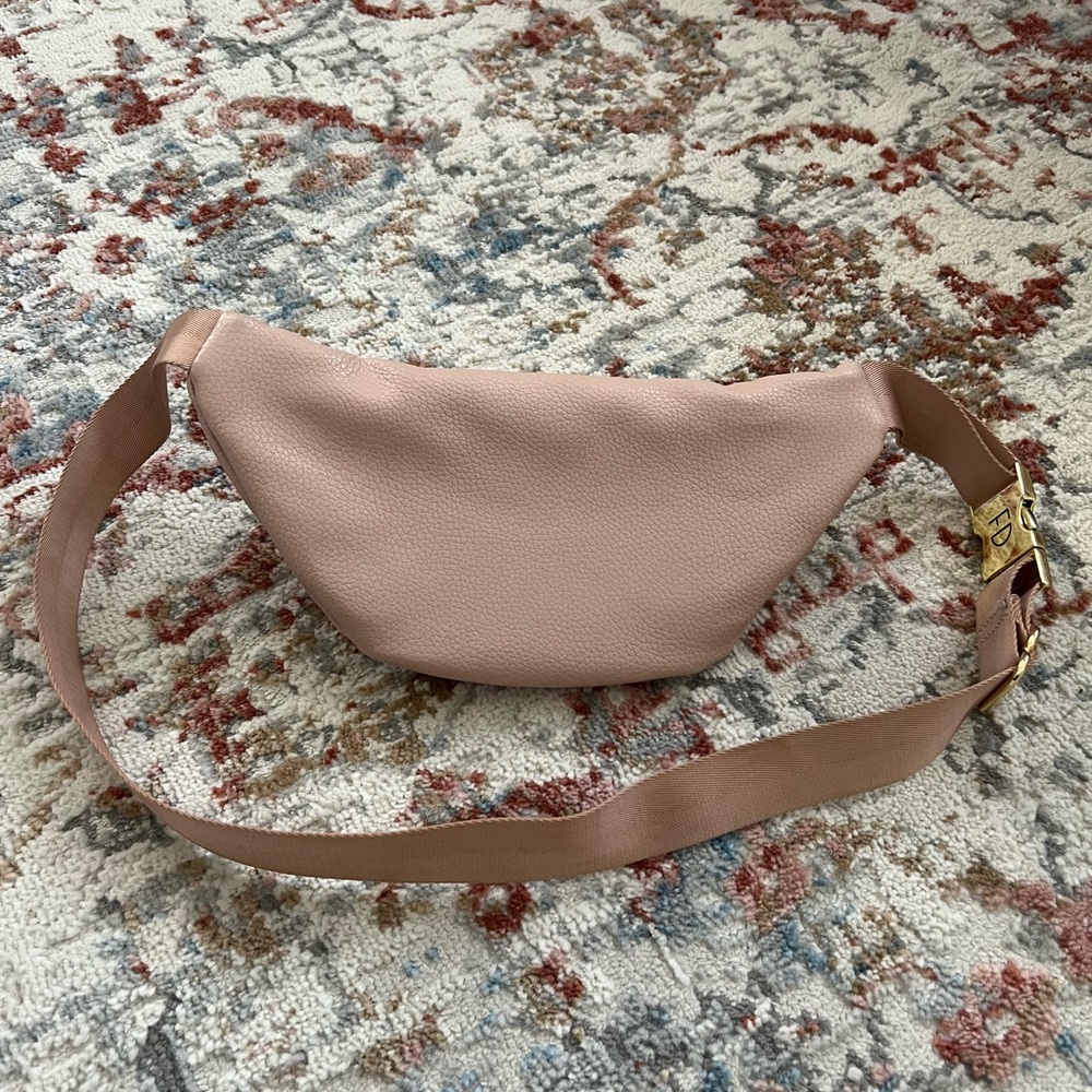 Fawn Design Bag - Picture 2 of 5